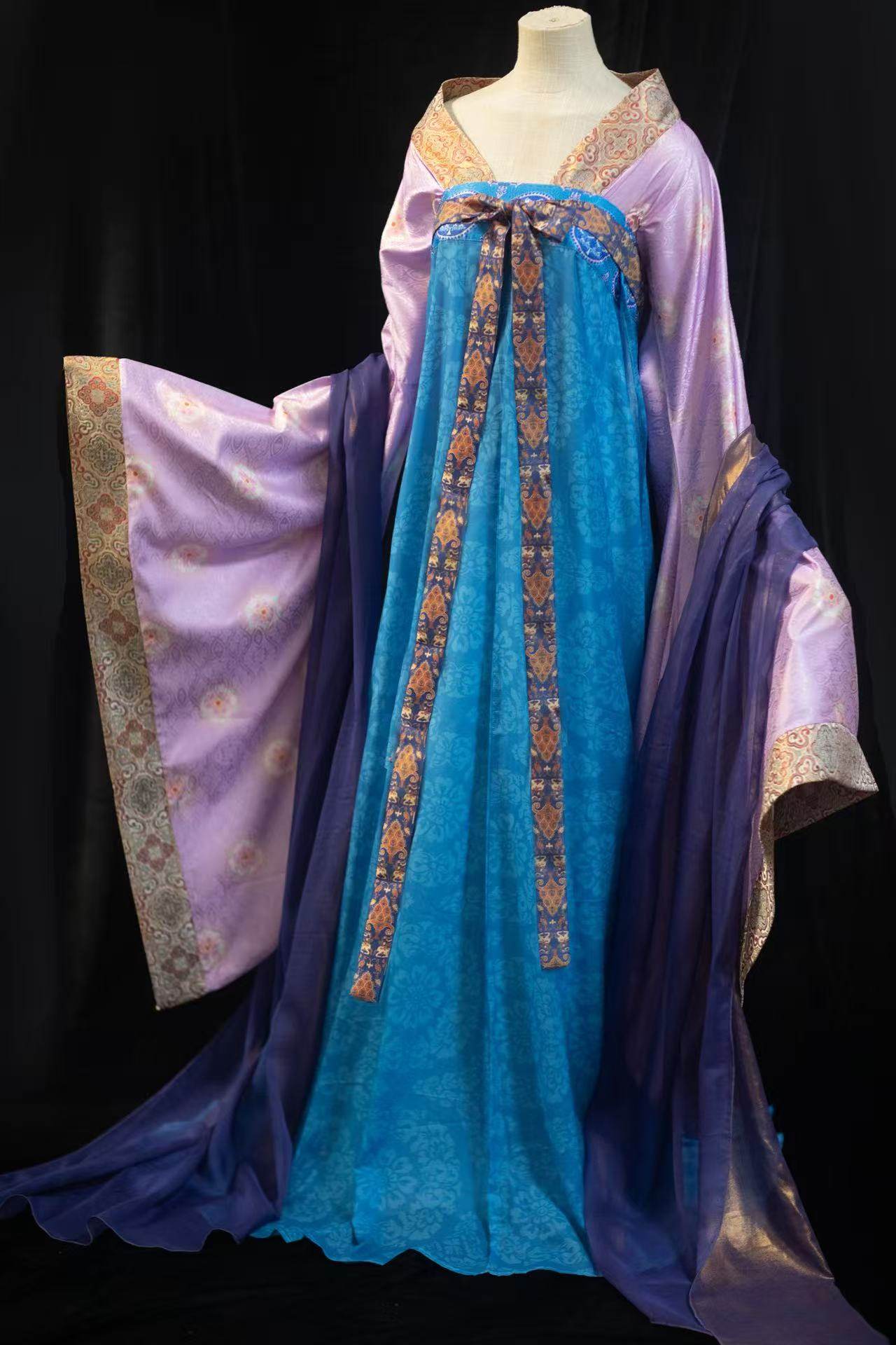 青泠谷原创靛蓝齐胸八破裙大袖衫套装,女装/女士精品,汉服套装,淘宝优惠券,粉丝福利购,淘宝优惠卷