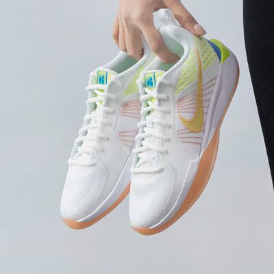 Nike Sabrina 2 白色 GS大童低帮休闲运动耐磨篮球鞋HF1188-100
