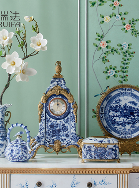 青花玄关挂盘墨瑞法配铜中式