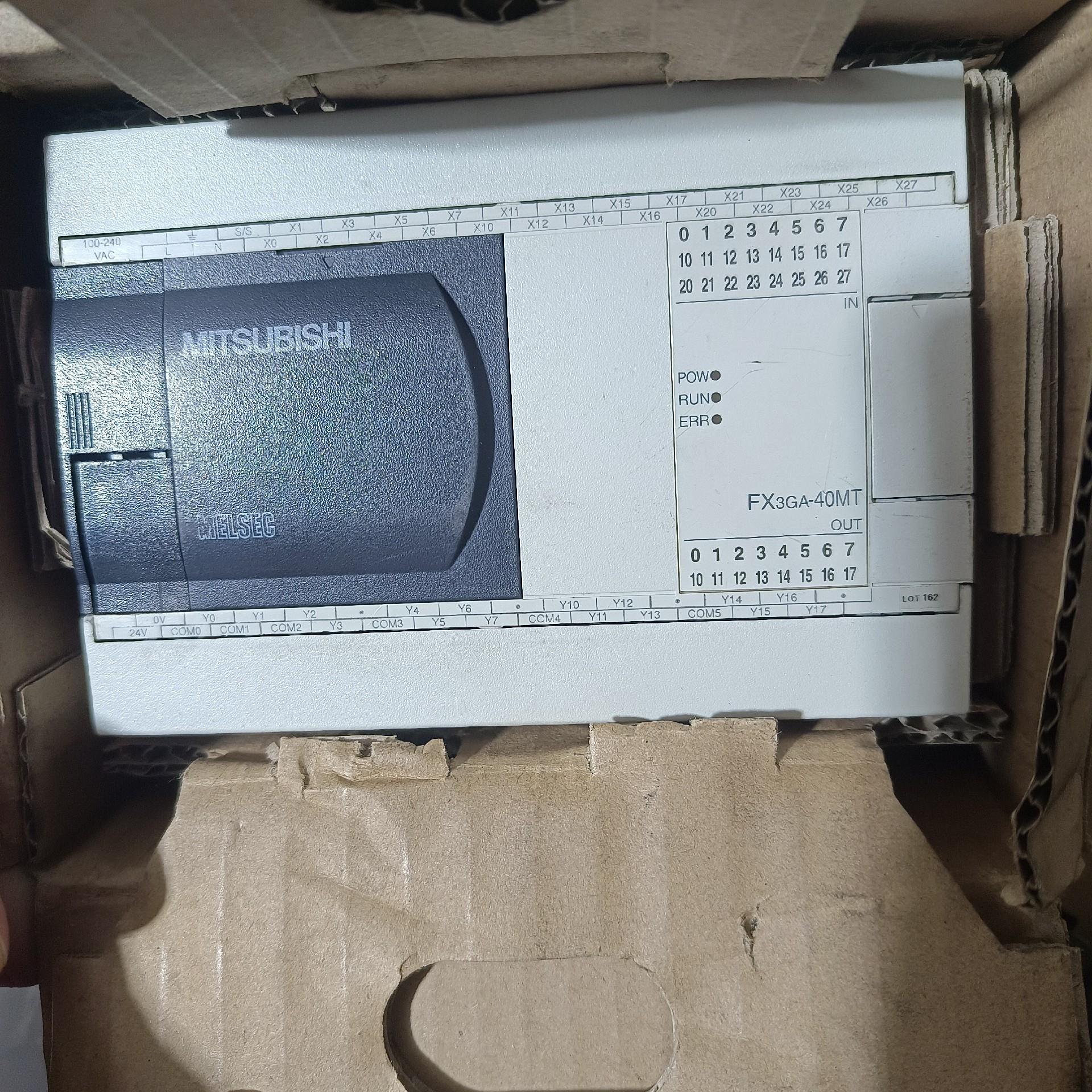 三菱PLCFX3GA-40MR-CMFX3GA-40MT