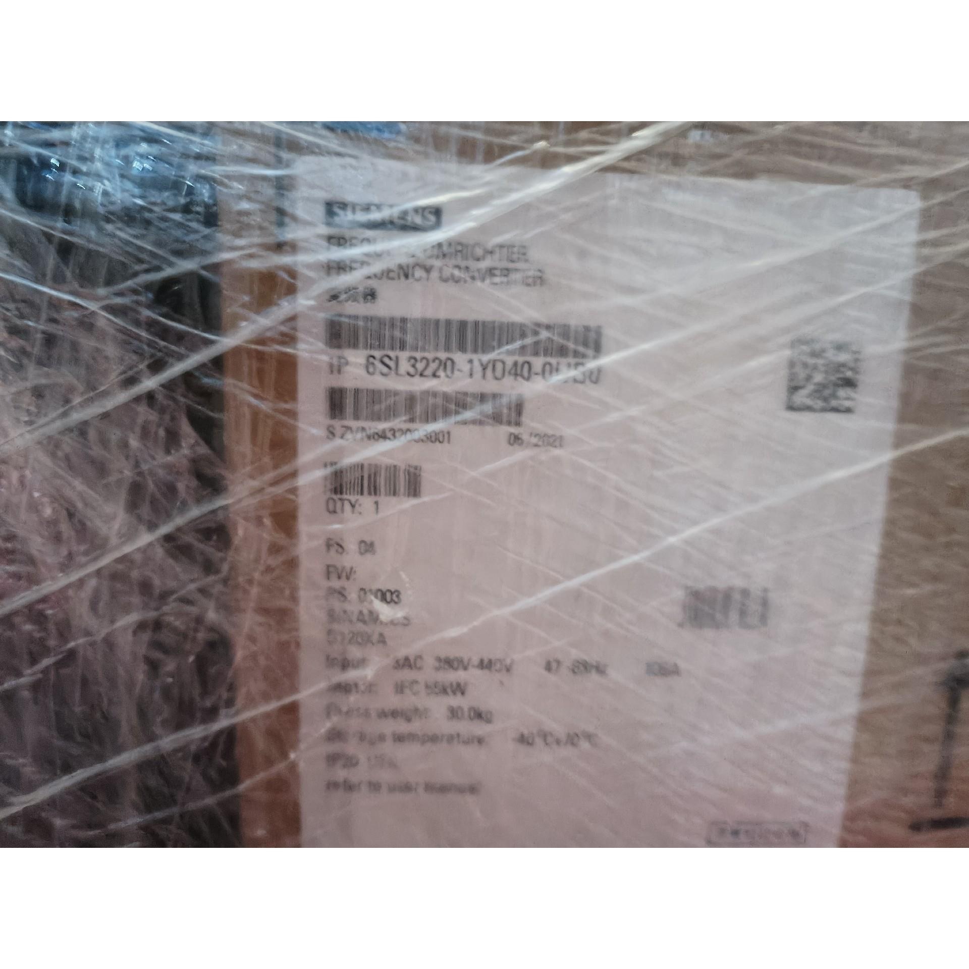 库存全新西门子变频器6SL3220-1YD26-0UB0