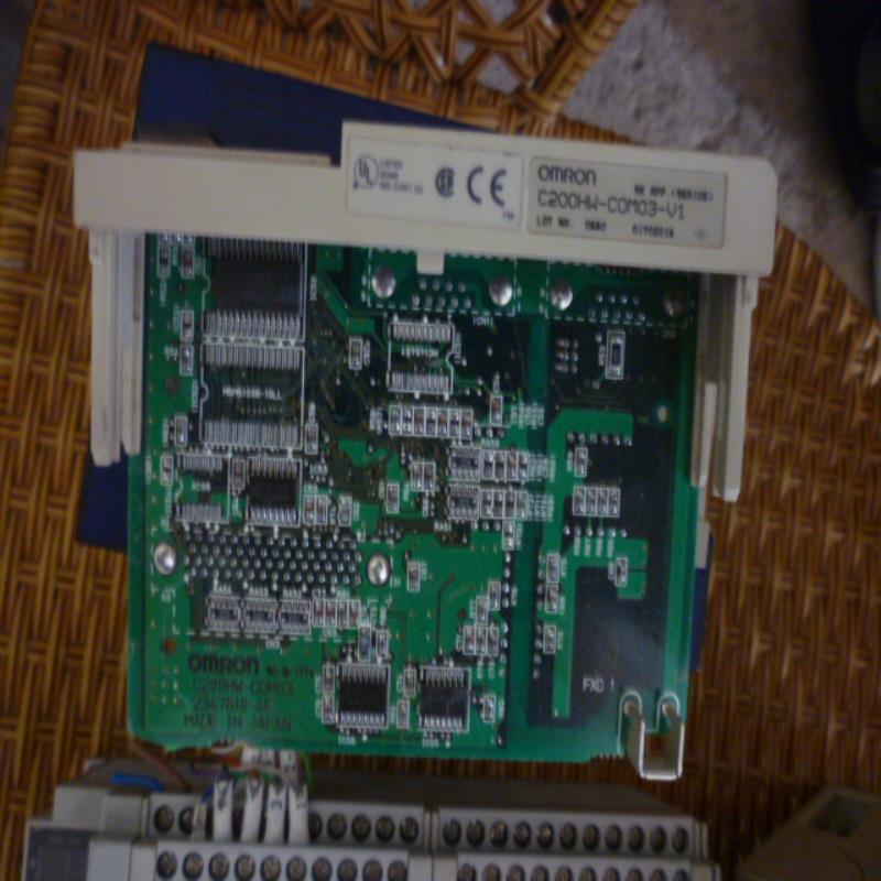 PLC C200HW-COM03-V1