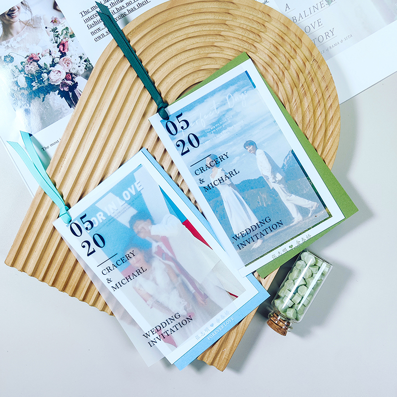 照片绿色蓝色粉色请柬