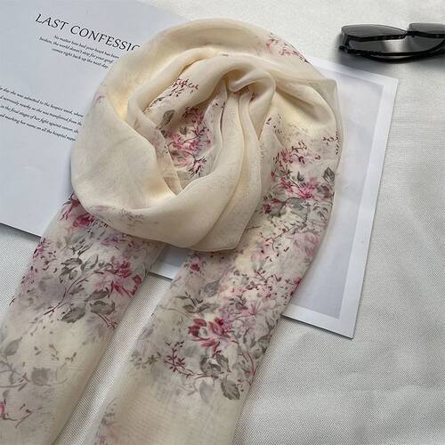 春秋季丝巾小花 chiffon silk-like scarf