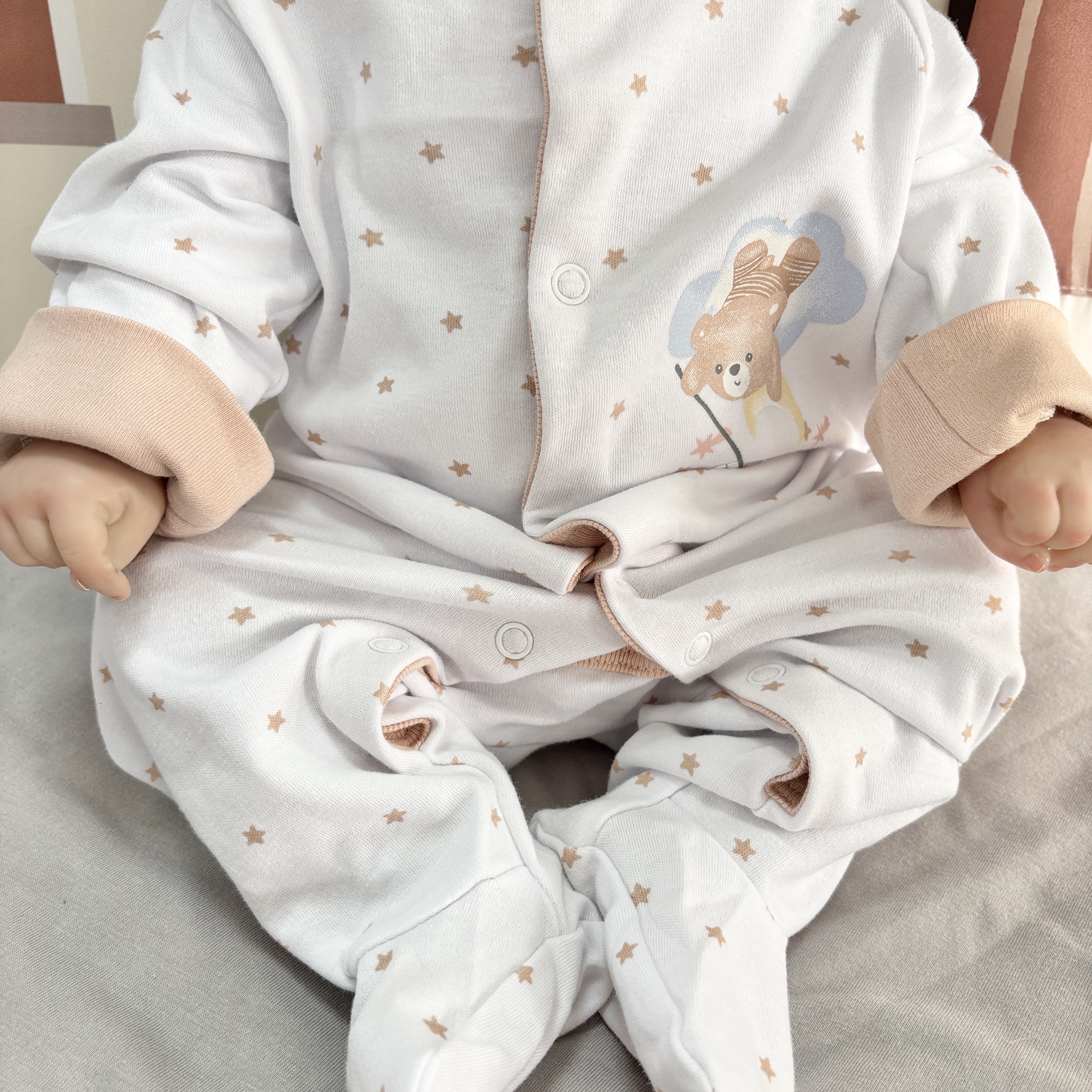 婴儿纯棉春秋无骨柔软连体衣