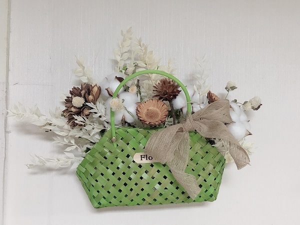 北欧复古绿色木片花篮编织永生白银杉叶进口太阳花木莲家居摆设件