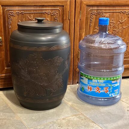 云南建水紫陶水缸约20升家用储水养水缸茶道储水抽水缸水桶净水桶