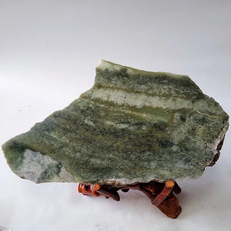 透闪石玉和田玉椴树林板料 手镯料7.4斤牌子珠子吊坠镇尺料摆件