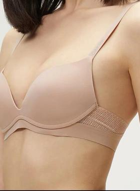QF7154CK内衣女士无钢圈软支无痕大胸显小聚拢厚垫薄款文胸QF7153
