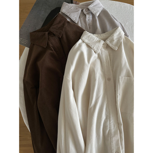 复古灯芯绒纯棉衬衫女加厚秋季新款翻领简约韩版开衫外套口袋衬衣