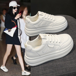 [明星同款]爆款厚底小白鞋女2026新款春秋季运动休闲初中生板鞋松