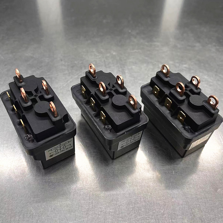 12V24V36V48V车载小吊机 绞盘电动继电器 电磁开关接触器120A 五金/工具 电磁继电器 原图主图