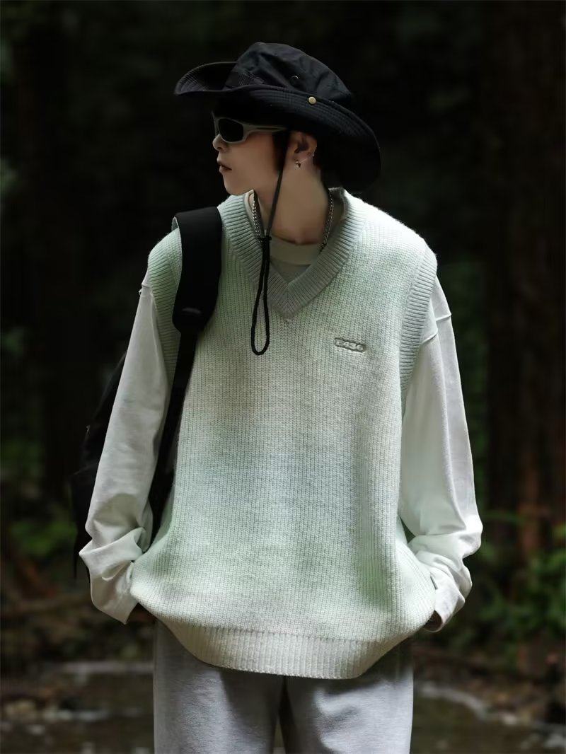Gradient V-neck embroidered knitted pullover with vest sweater XZ307-MY2335-P55_voghion.com