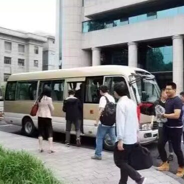 深圳租车自驾租车中巴车租赁商务租车15-22座选天通租车15年品牌