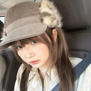 加厚韩版女款棒球帽冬季保暖护耳毛绒鸭舌帽2025新款灯芯绒帽子