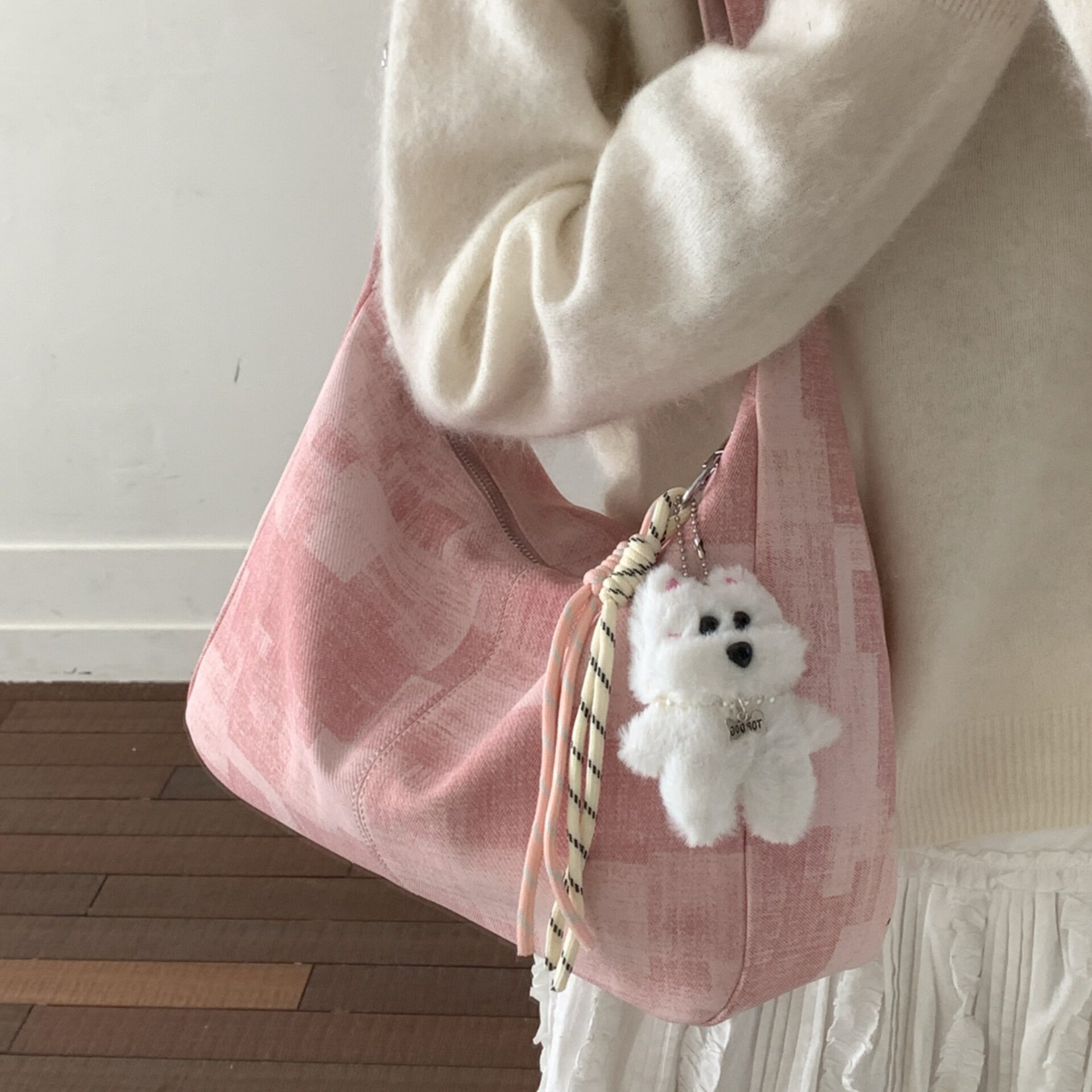 简约大容量托特包包女2026新款时尚高级质感单肩包休闲通勤斜挎包