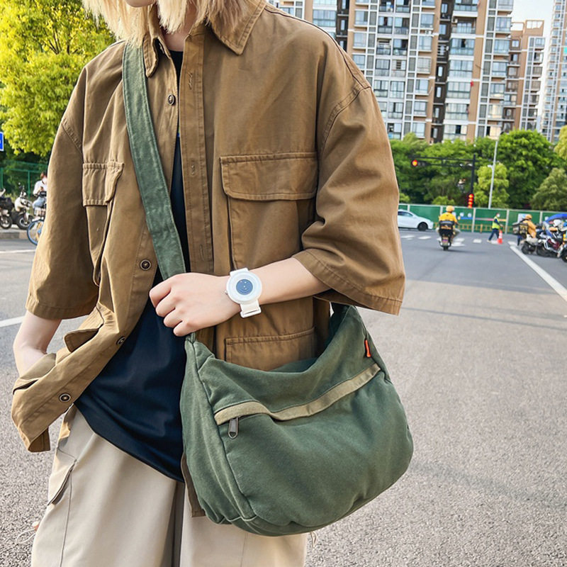 男女同款运动休闲纯棉帆布背包单肩斜挎包时尚邮差包托特包大容量