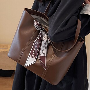 新款潮复古通勤上班隔层单肩包高级感托特包大学生上课包包女包包