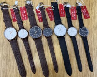 雷特手表学生韩版休闲运动时尚文艺简约真皮带防水防震男女石英表