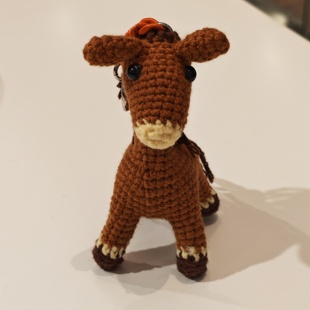 手工钩织小马钥匙扣 立体毛线编织马仔挂件 创意本命年礼物