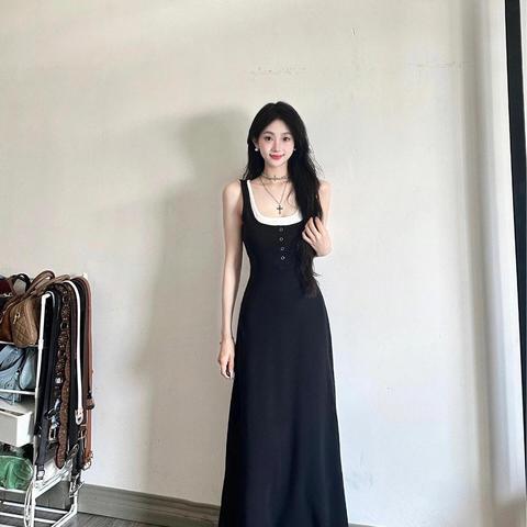 辣妹假两件设计感小众收腰显瘦a字长裙子黑色无袖吊带背心连衣裙