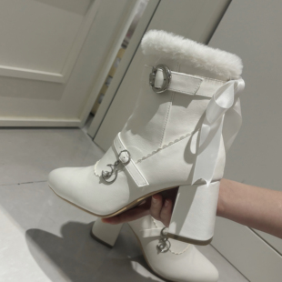 黑猫集市 冬季粗跟甜美加绒毛毛小短靴雪地靴