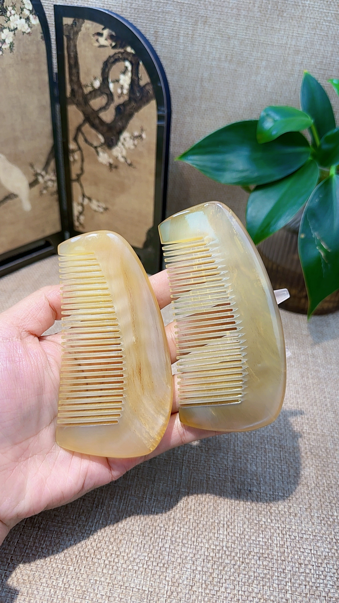 天然山羊角梳子密齿厚实梳头按摩睡眠白发掉发肩颈按摩