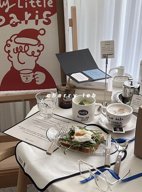 韩国博主ins同款法式巴黎男孩红色圣诞节海报画家居气氛墙面装饰