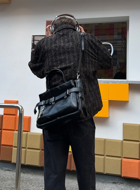 YUEN设计款ins单肩斜挎大容量pu暗黑系街头男女机车时髦托特包潮