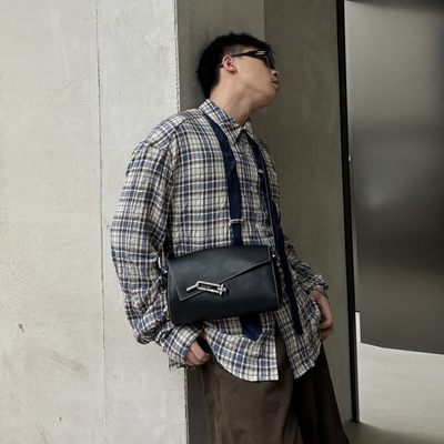 YUEN高级感ins复古单肩斜挎锁扣盒子包男女腋下hobo皮质托特包ins