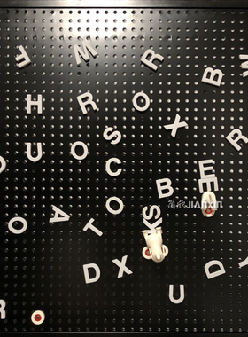北欧黑白色洞洞板创意家居装饰磁性大小写英文字母数字磁贴冰箱贴