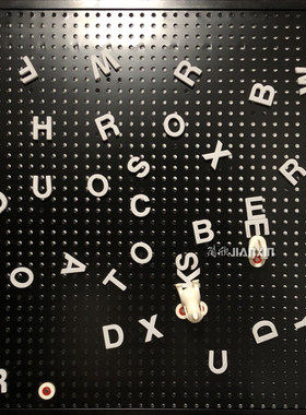 北欧黑白色洞洞板创意家居装饰磁性大小写英文字母数字磁贴冰箱贴