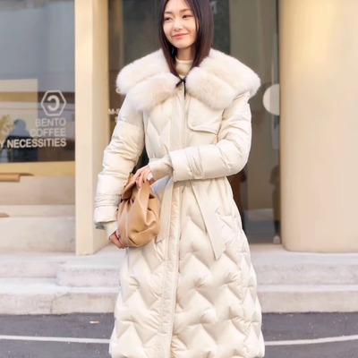 羽绒服女专柜货2024冬季新款狐狸毛领加厚保暖白鸭绒中长款外套