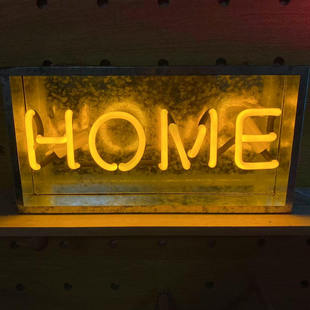 定制铁盒玻璃霓虹灯灯管字母造型网红打卡拍照室内外创意氛围装饰