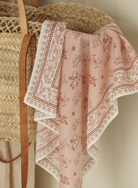 ZOELAND原创《马上有钱花》红色桑蚕真丝棉中方巾马年礼品丝巾