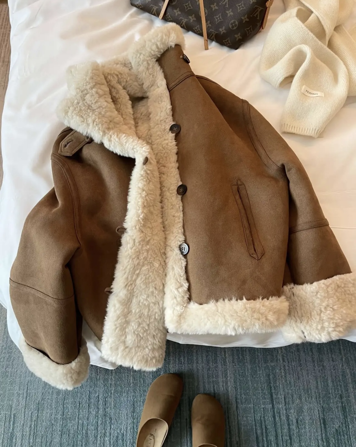 秋冬韩系简约休闲百搭圆领皮毛一体外套