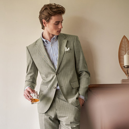 吉约蒙男士西服套装卡其色条纹