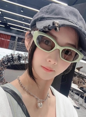 防紫外线猫眼小框女太阳眼镜