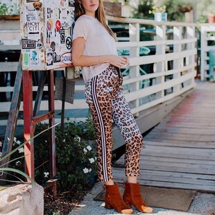 清仓现货 MOTHER 竖条高腰棕黄豹纹缎面抽绳显瘦九分直筒休闲裤女