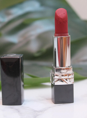 磨损瑕疵甩 丝绒豆沙红棕 一线牌子 蓝金唇膏口红720热卖色 雾面