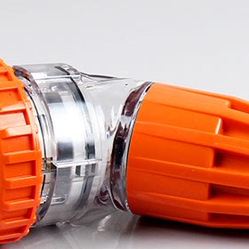 56PA332三极电源插头