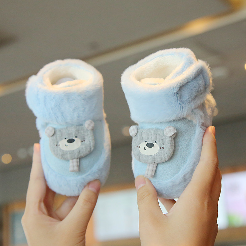 新生儿冬季宝宝棉鞋初生软底加绒加厚棉鞋0-6个月7不掉鞋婴儿鞋子