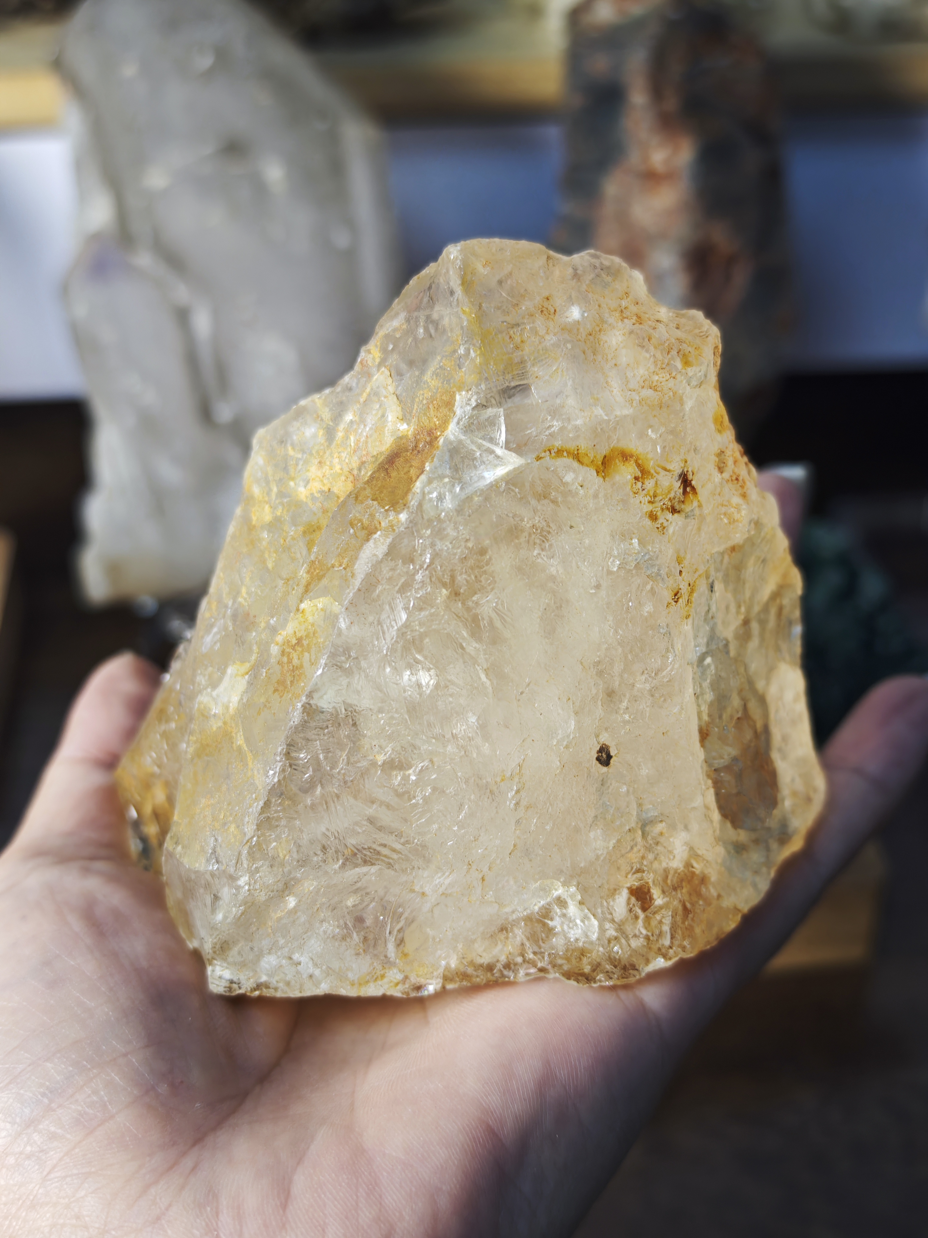 《日照金山》巴西黄金喜马涅槃水晶石426g