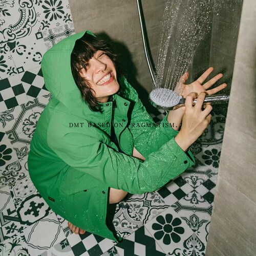 国潮小众都市休闲运动风中长款冲锋衣防泼水棉格子梭织连帽外套