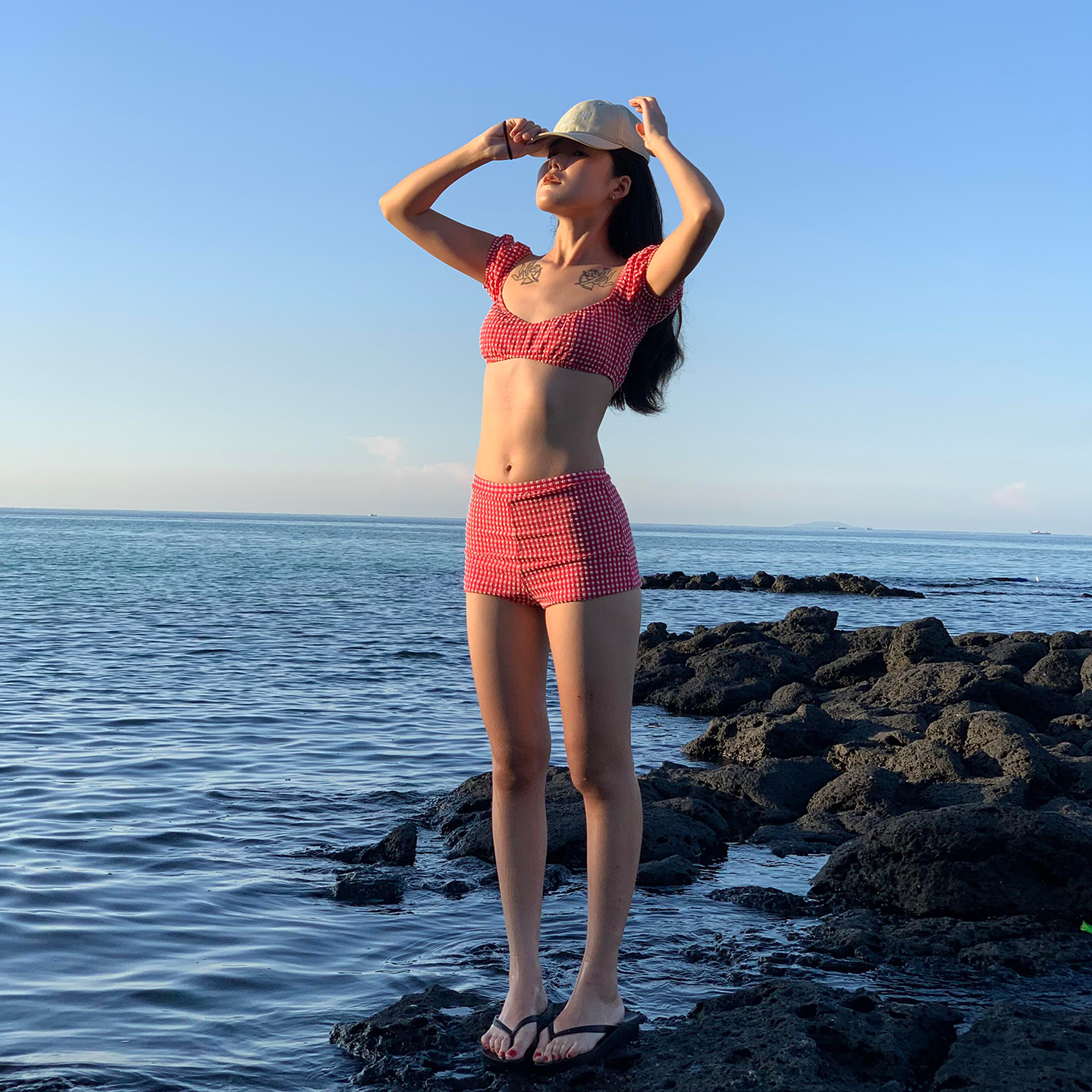 红格子高腰平角短袖比基尼套装