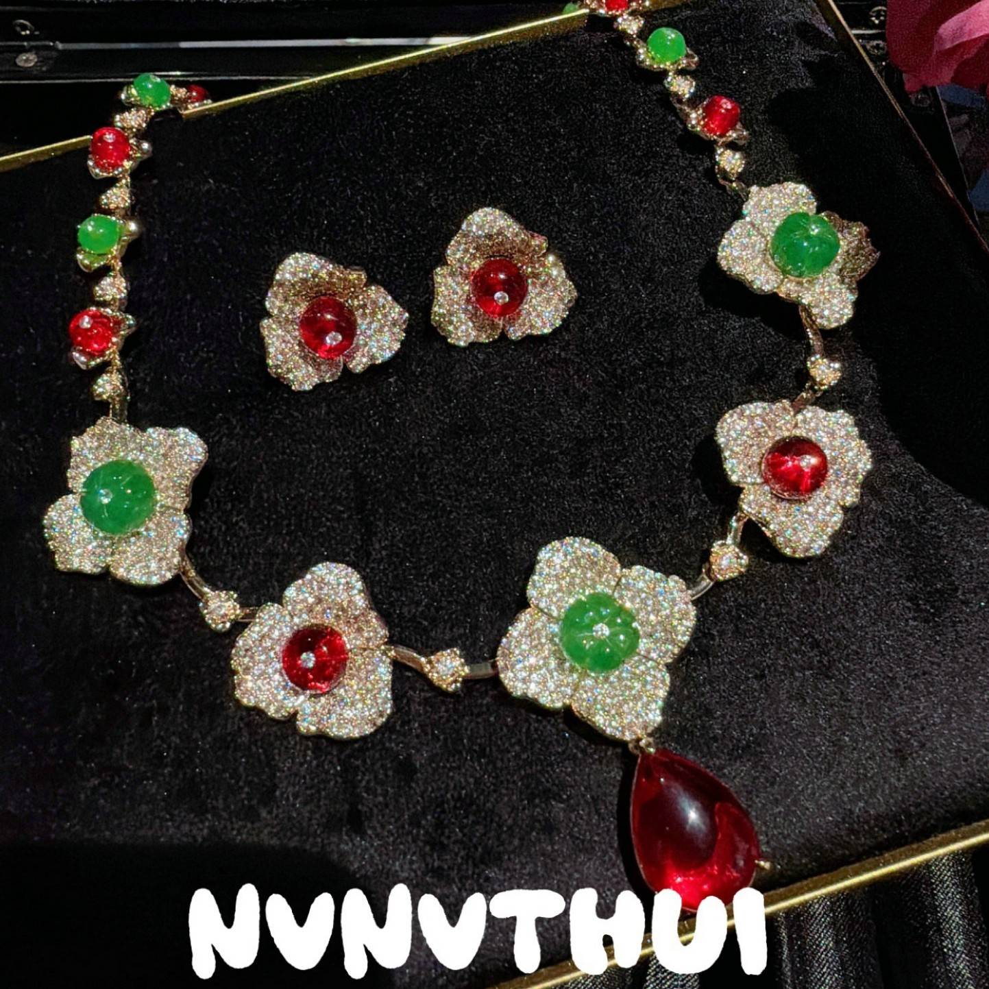 珠宝 婚饰套装 繁花红绿宝石水滴花藤项链 鎏金花瓣点钻耳环