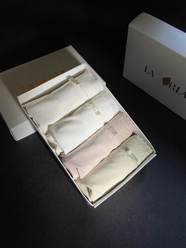 LAP贵妇新款莫代尔蕾丝边中腰无痕内裤 舒适裸感透气三角女内裤