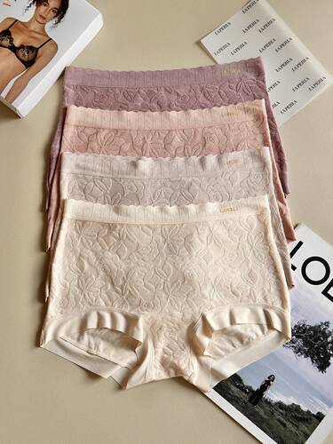LAP新款轻奢提花纯棉中腰内裤 舒适柔软透气含桑蚕丝裆三角女内裤