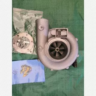 供应玉柴YC6105涡轮增压器江雁JP76F原装全新包邮J3200