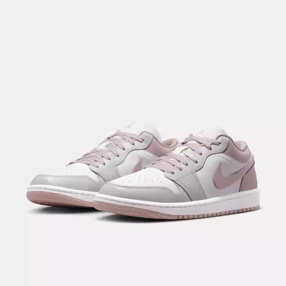 NikeAJ1女子轻便低帮板鞋